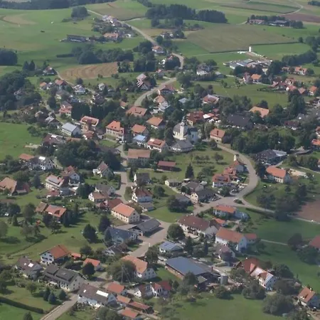 Elegante Im Schwarzwald, Apartamento *